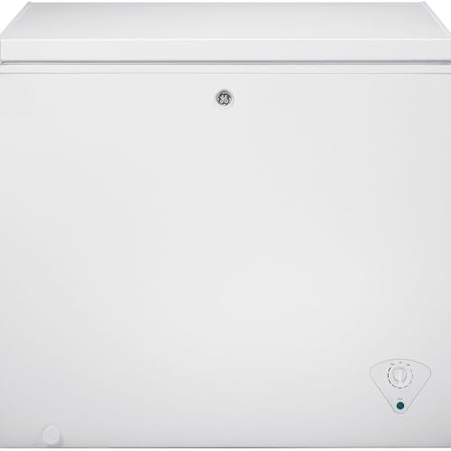 GE® 7.0 Cu. Ft. Manual Defrost Chest Freezer White - FCM7STWW